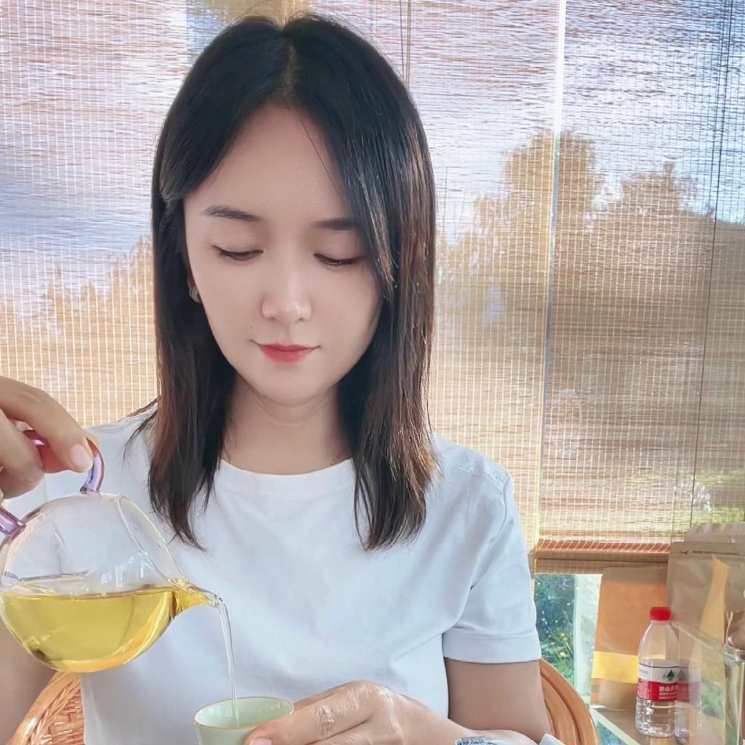 梅子🍃凤庆春裕茶叶