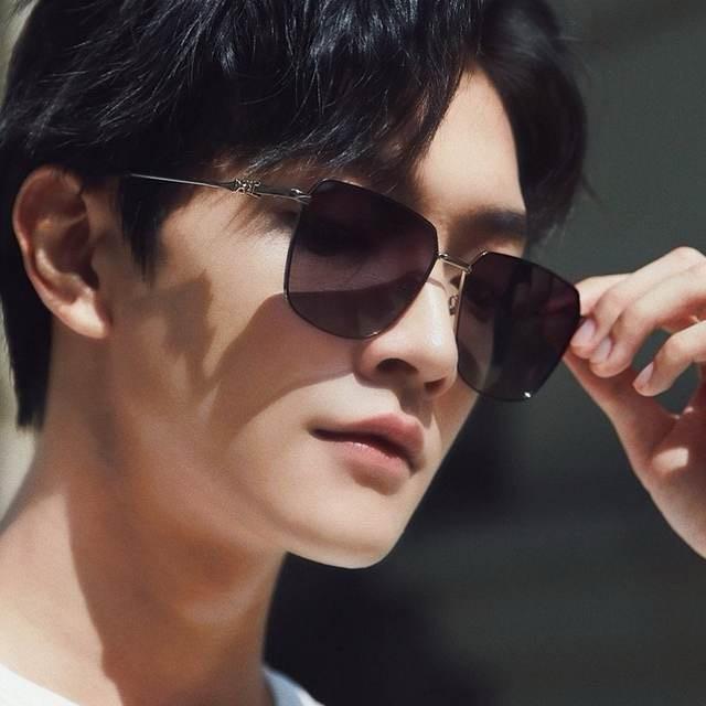 翯蠿匰翮