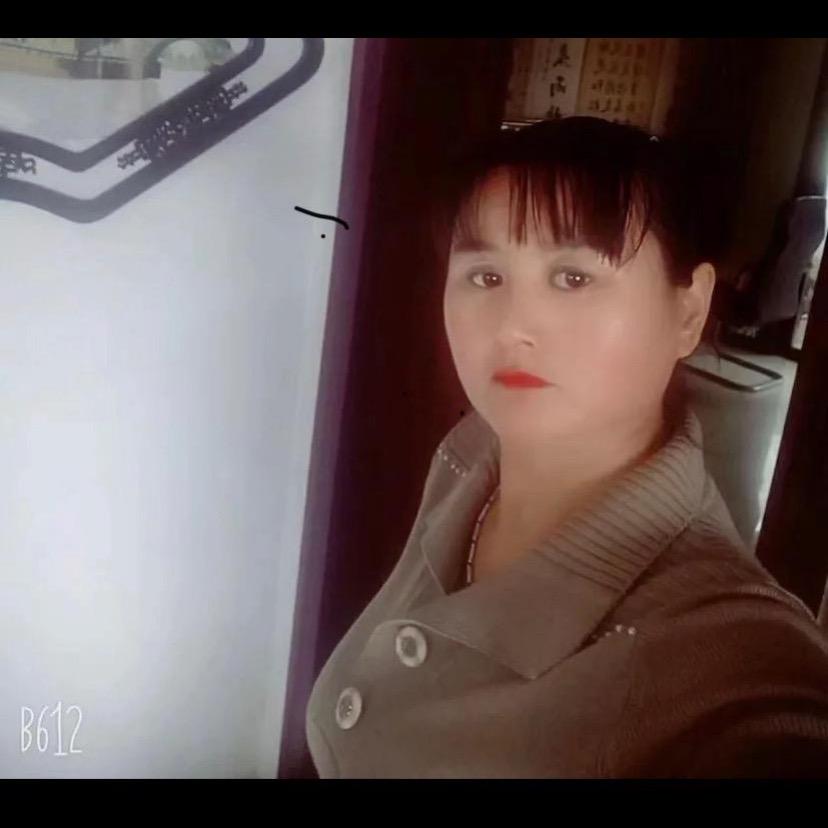 单亲妈妈，晚上七点钟左右开播，早上不固定