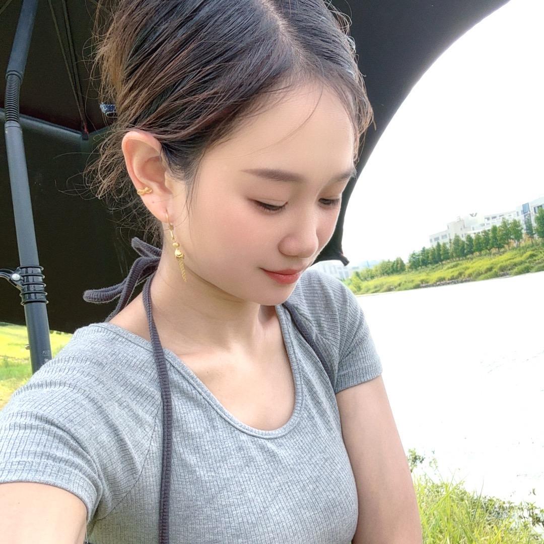 小思琴☘️