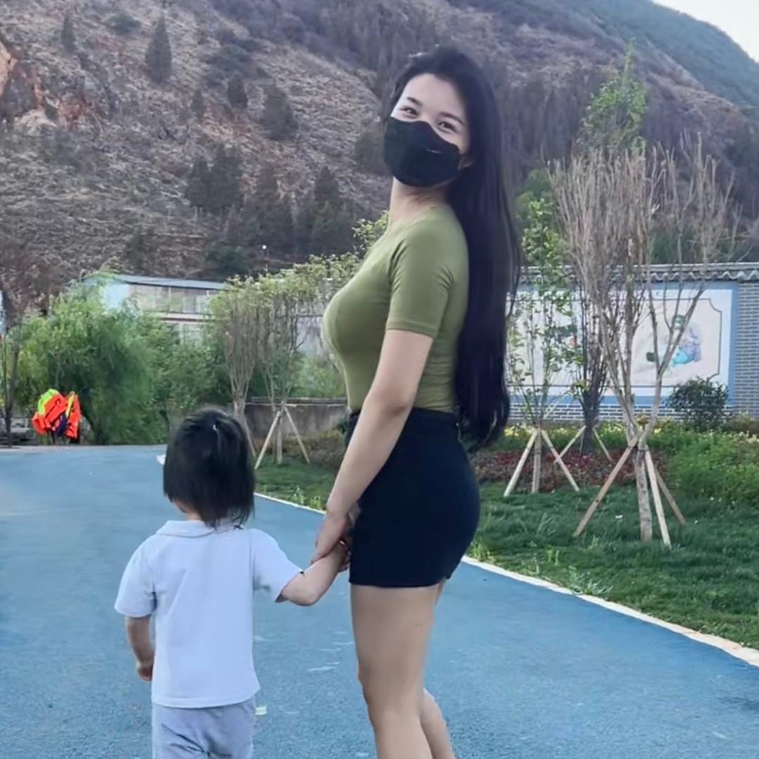 小   哈尼