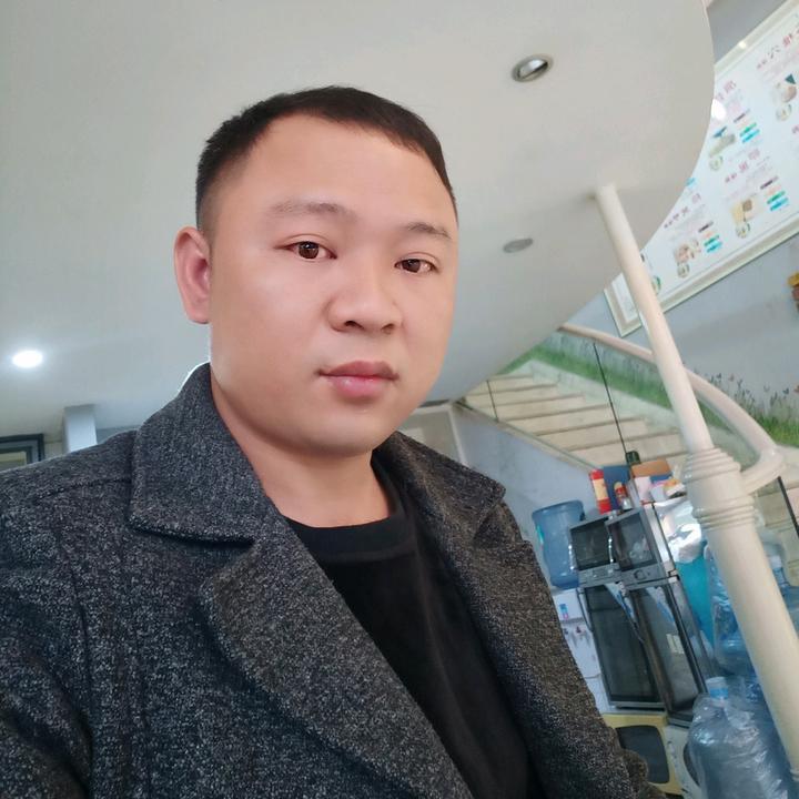 刘小龙