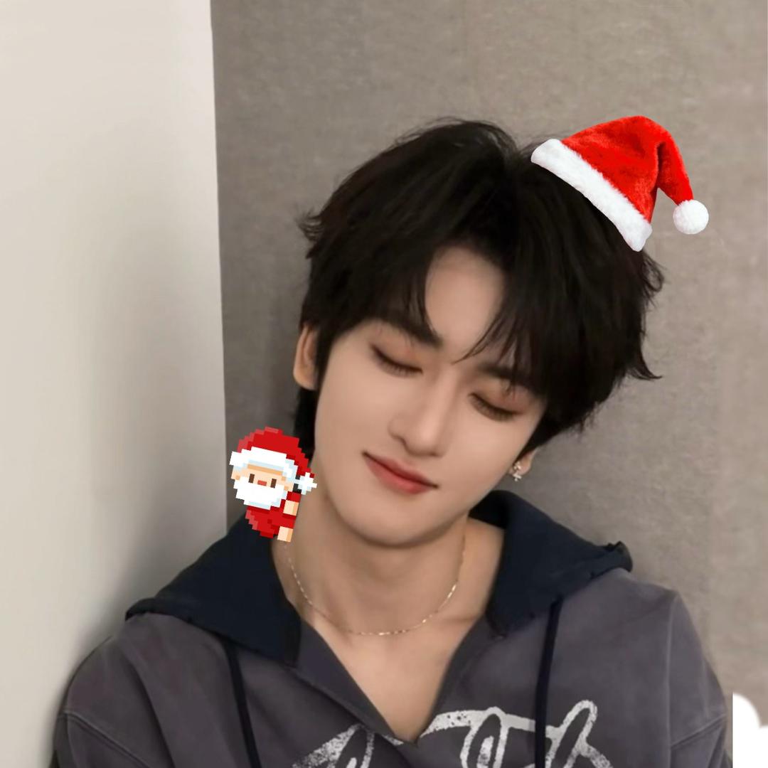 莓啵璃咪🍚🧽（好想见邓佳鑫版）