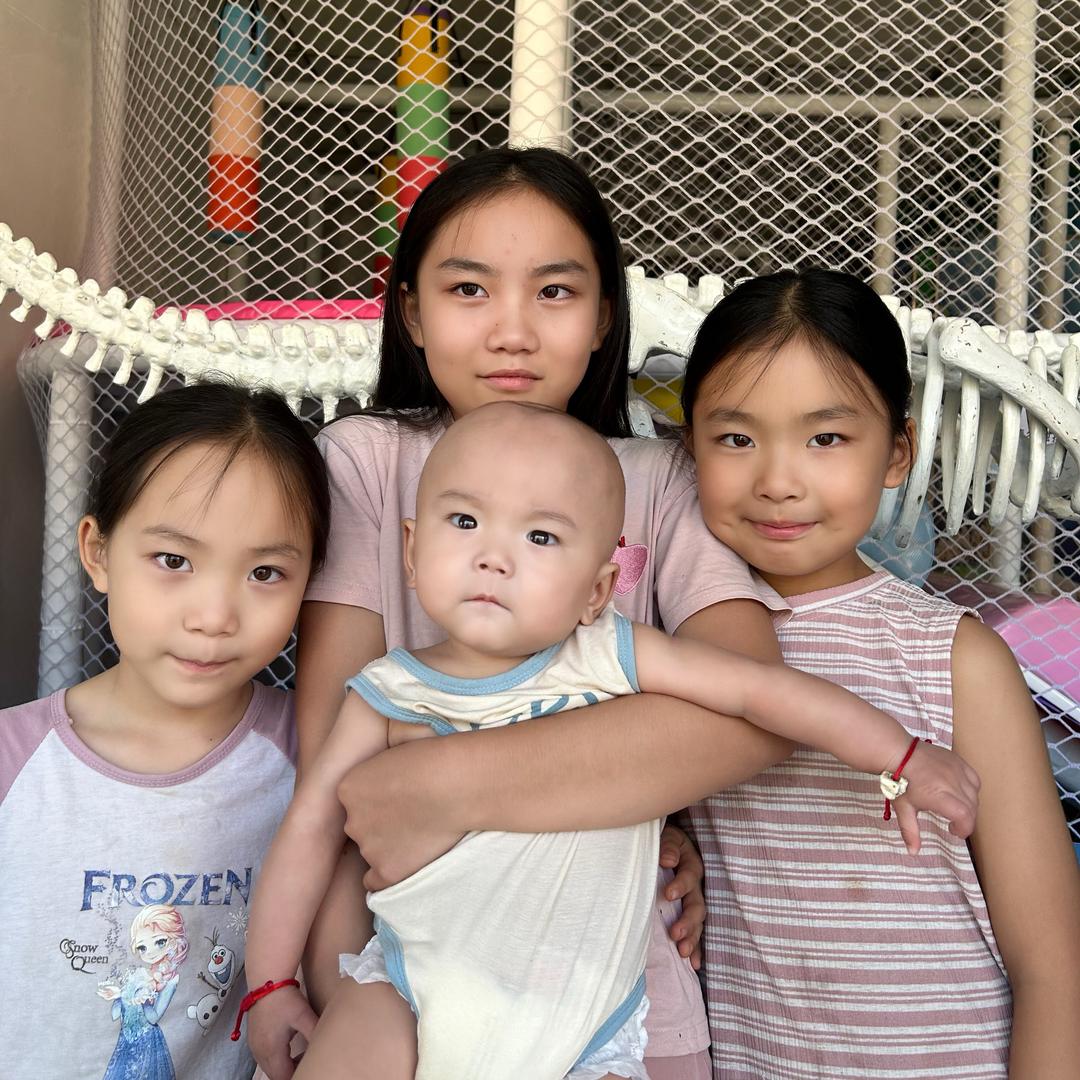 少拜寺镇童装-果果