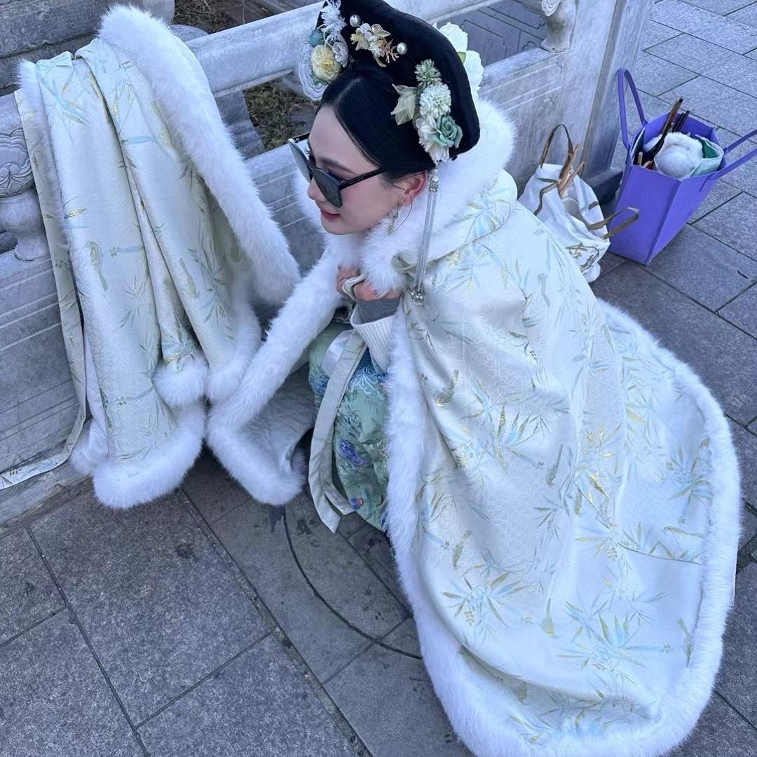 曌梵居家铺子