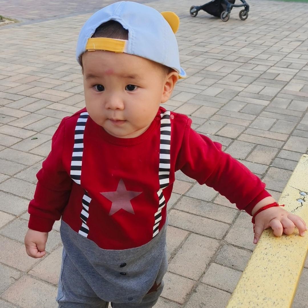 叫我王哈哈