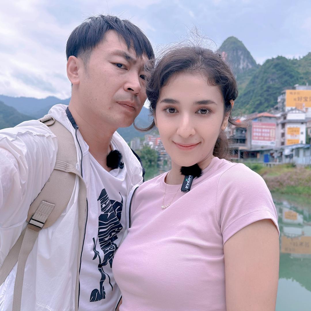 跨国夫妻  老周和巴巴耶娃