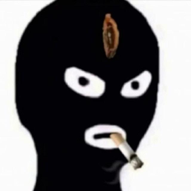 886