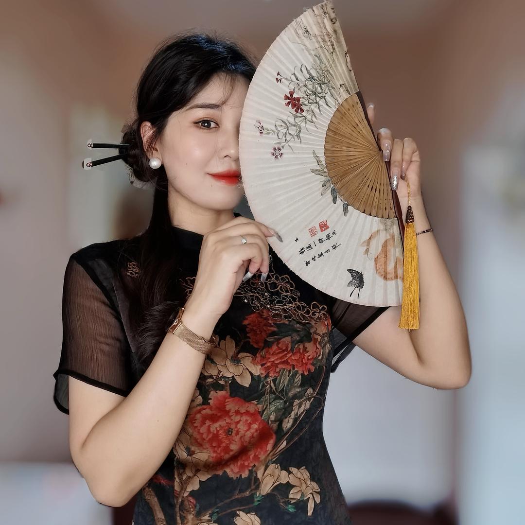 琳妹儿（穿搭）