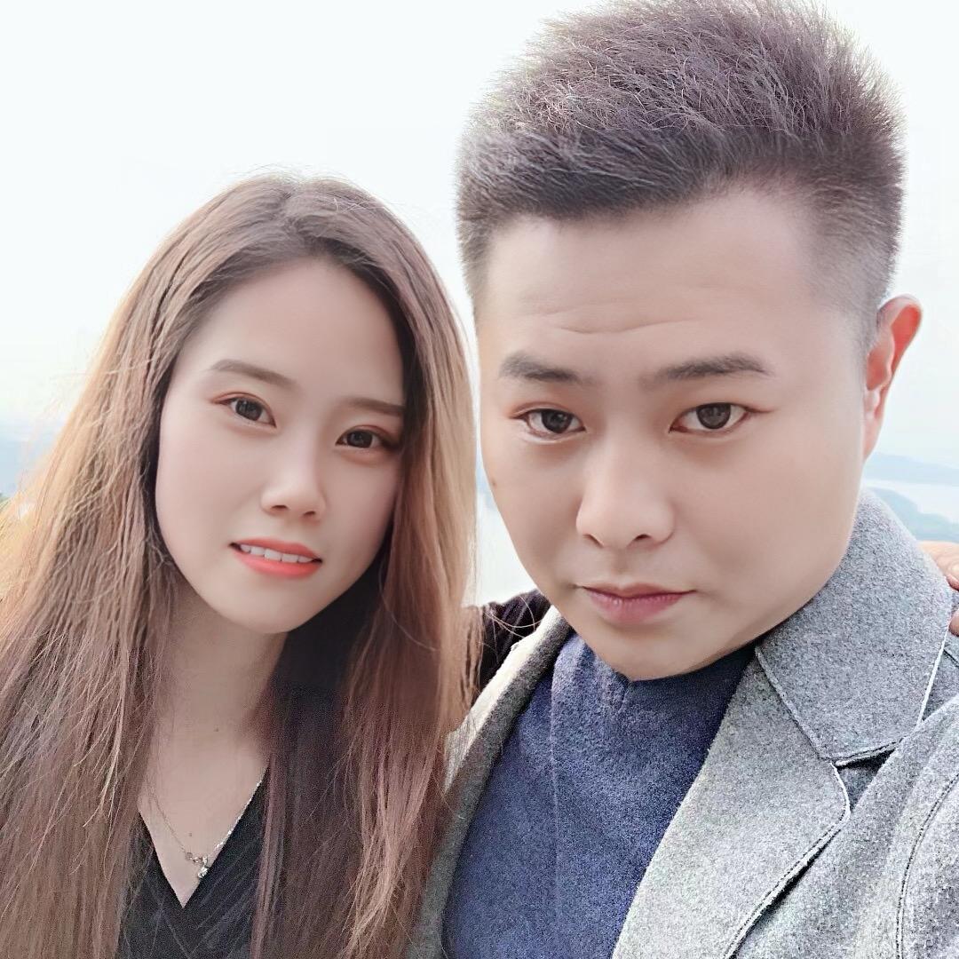 草草二婚夫妻（菡菡小帅哥小号）