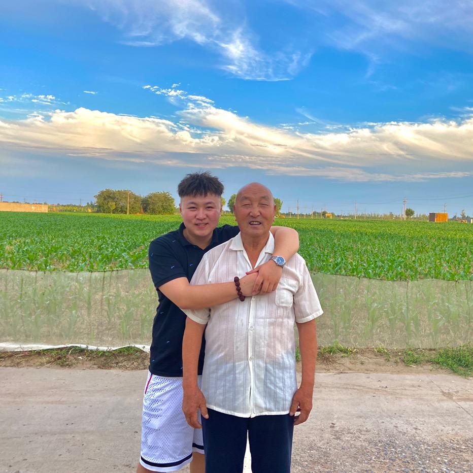小郭他亲爷