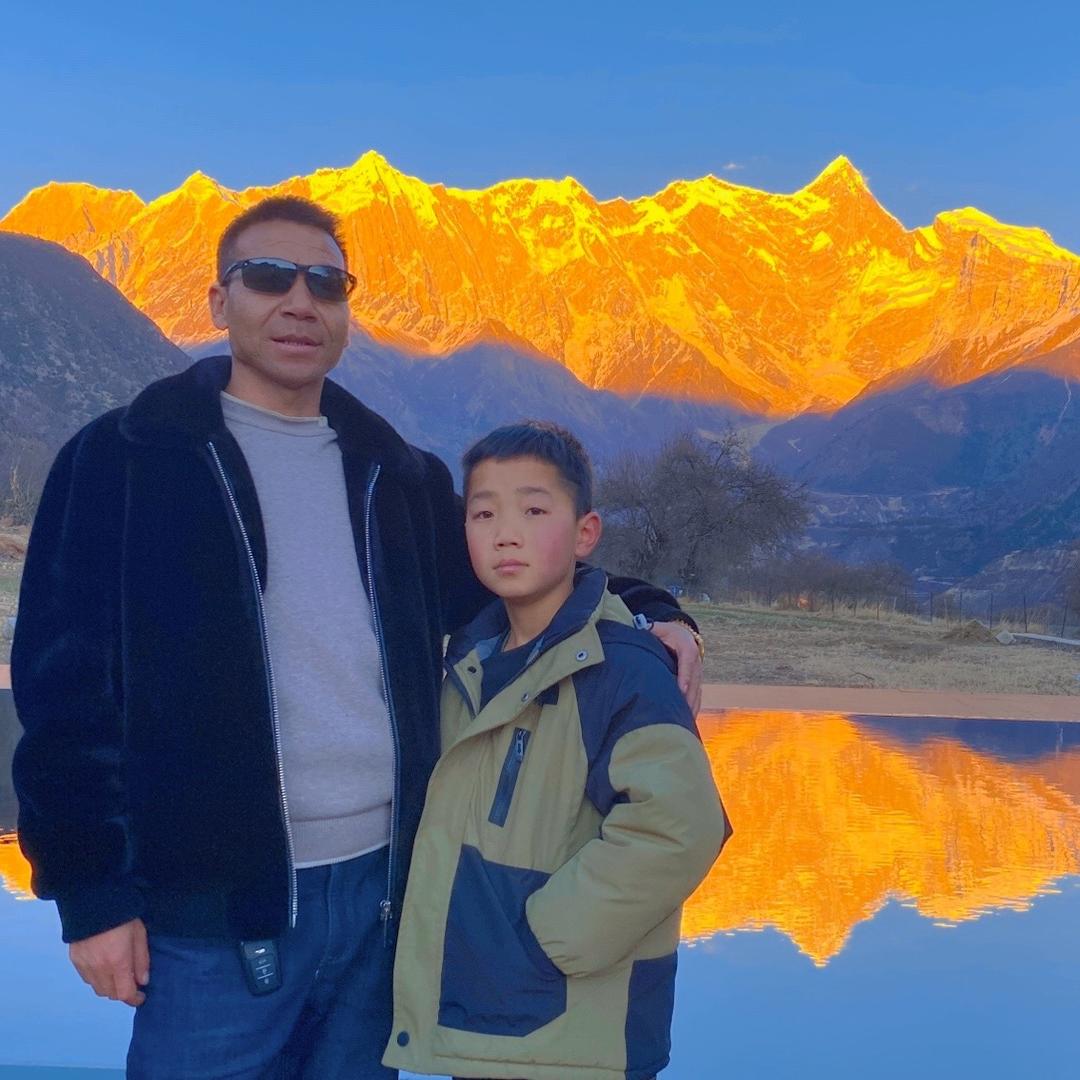 西藏旅游领队巴哥