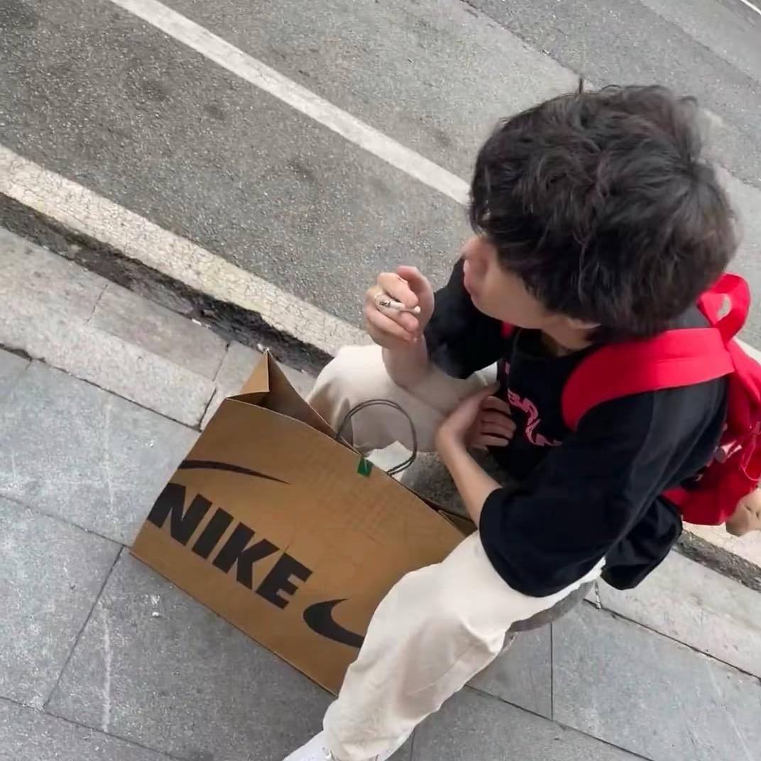 发呆呆羊