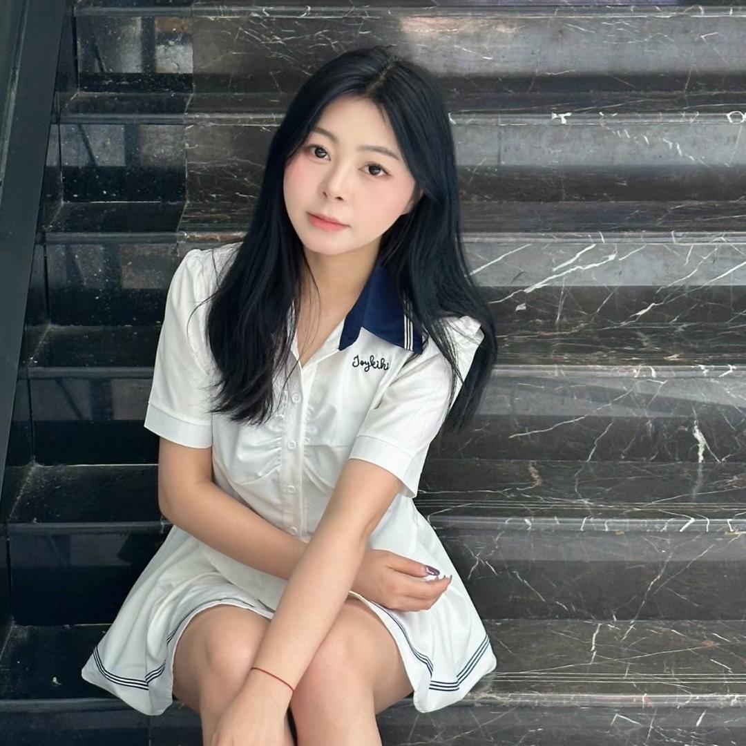 佳佳的瓷砖