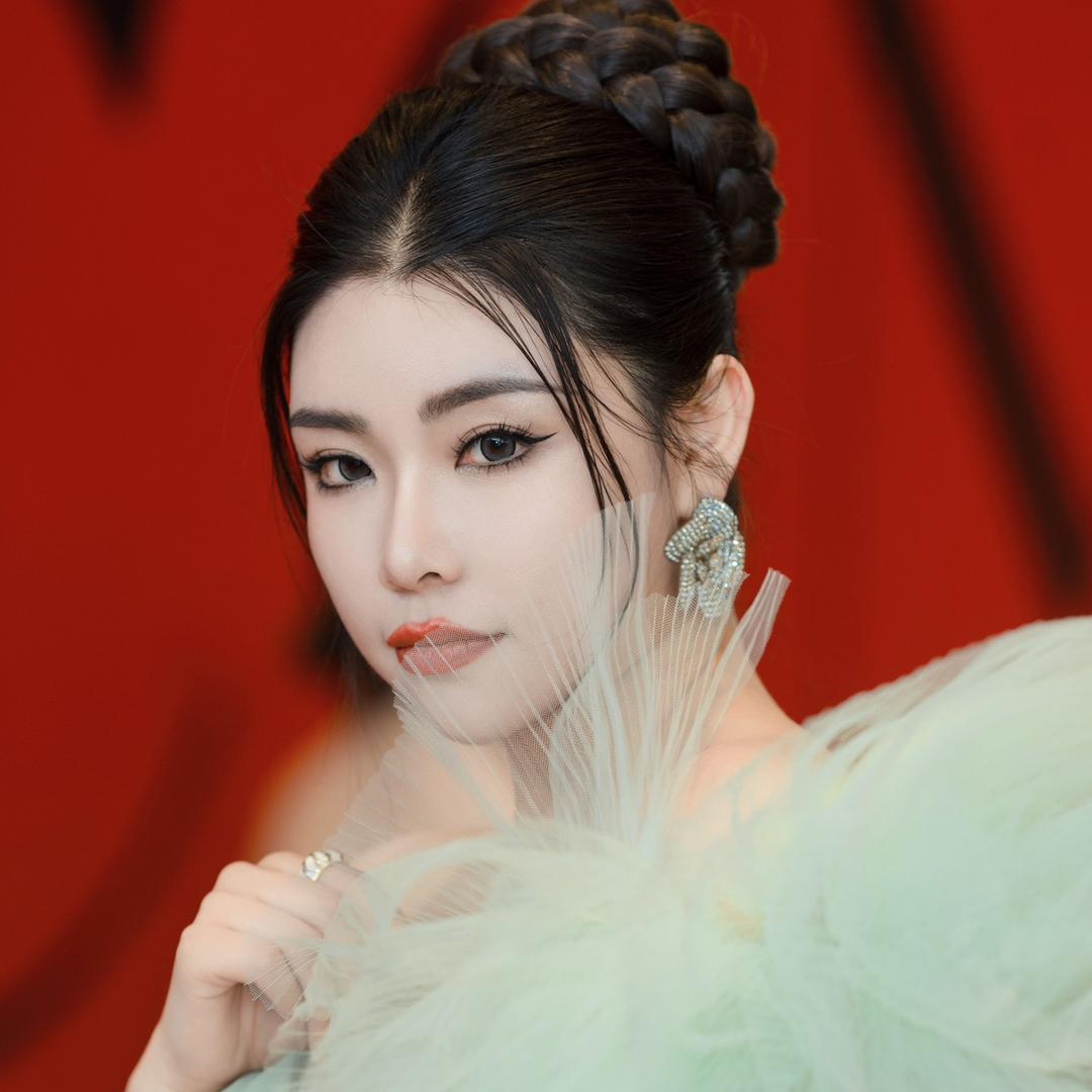 璞美人李理
