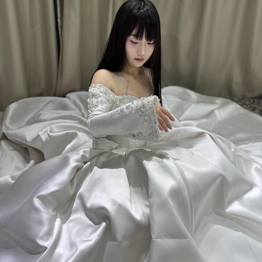 安徽名创婚纱服饰有限公司
