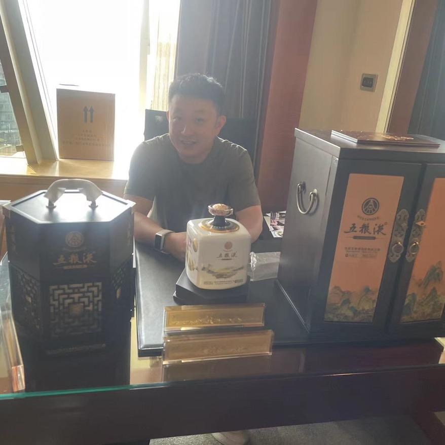 牡丹江回收烟酒行--春龙
