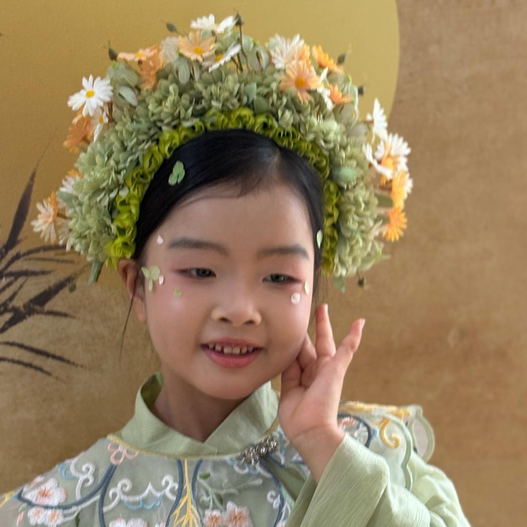 二年级的小孩姐