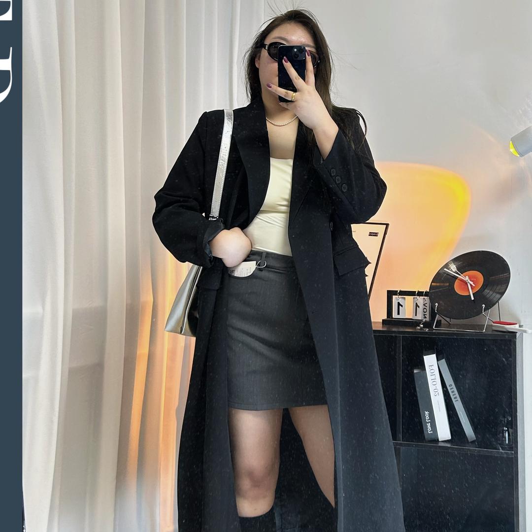 家有十亩田女士.