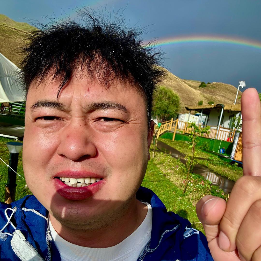 王哥到处炫