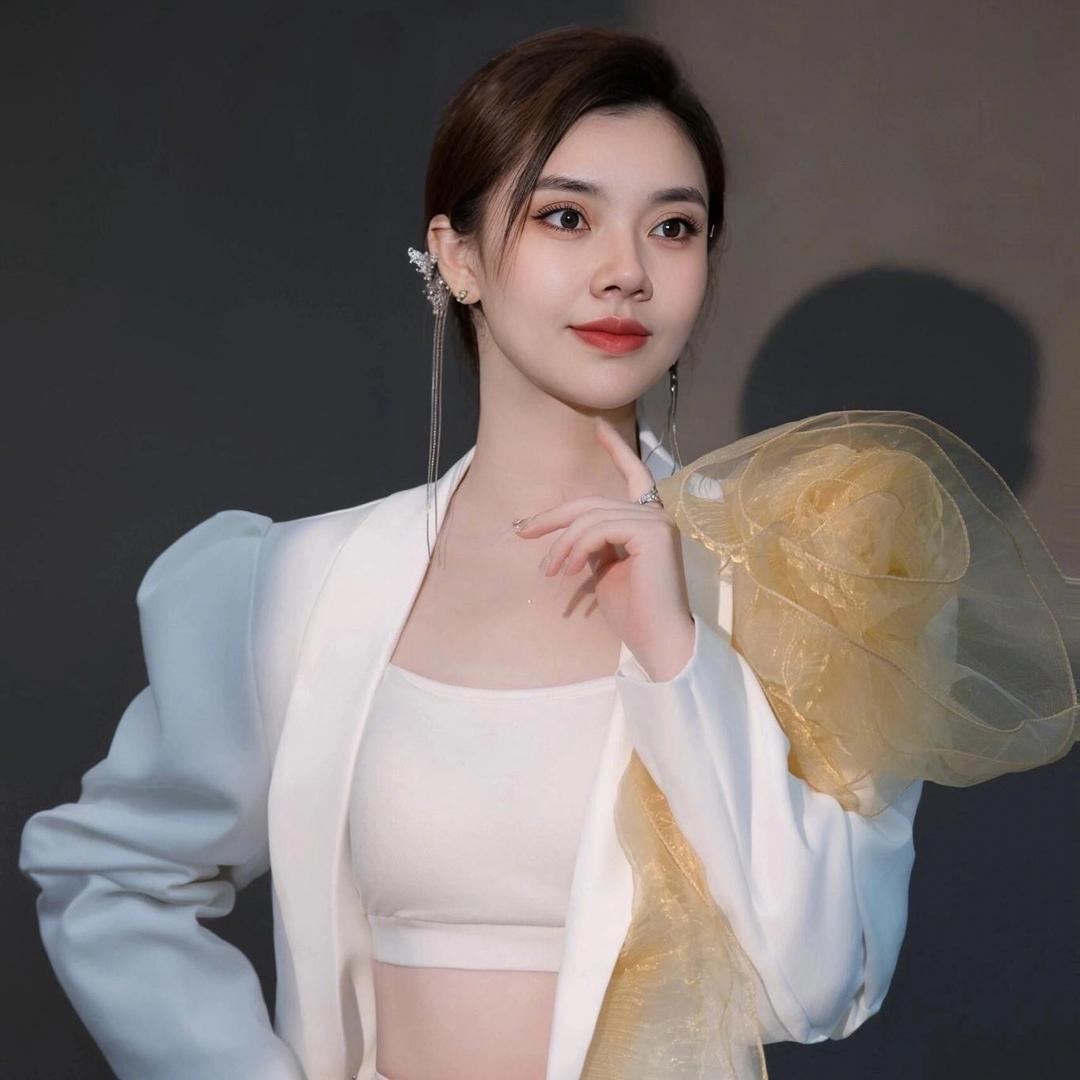 璐璐