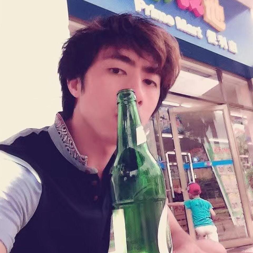 唐杰斯