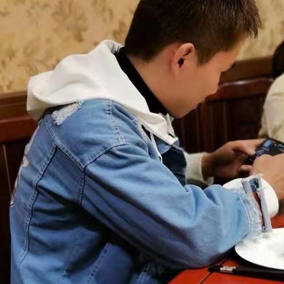 请叫我潇洒哥