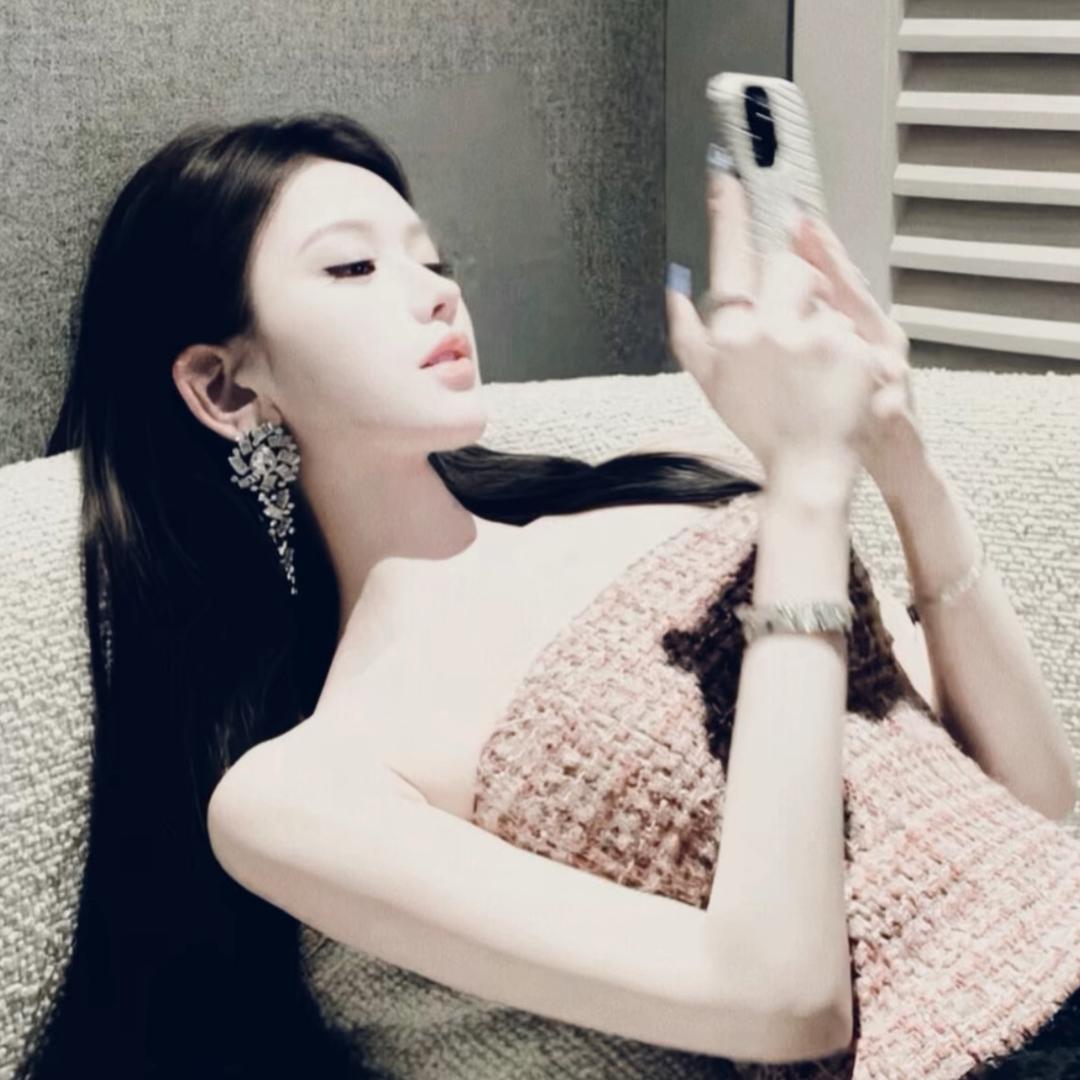 ㅤㅤㅤㅤㅤㅤㅤㅤㅤㅤᅠᅠ