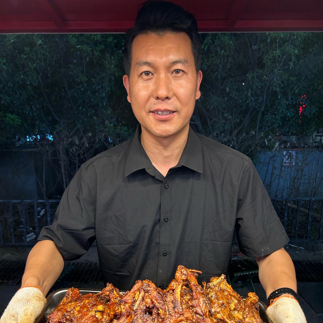 举哥的铁板鸡架（卢氏悝缃）