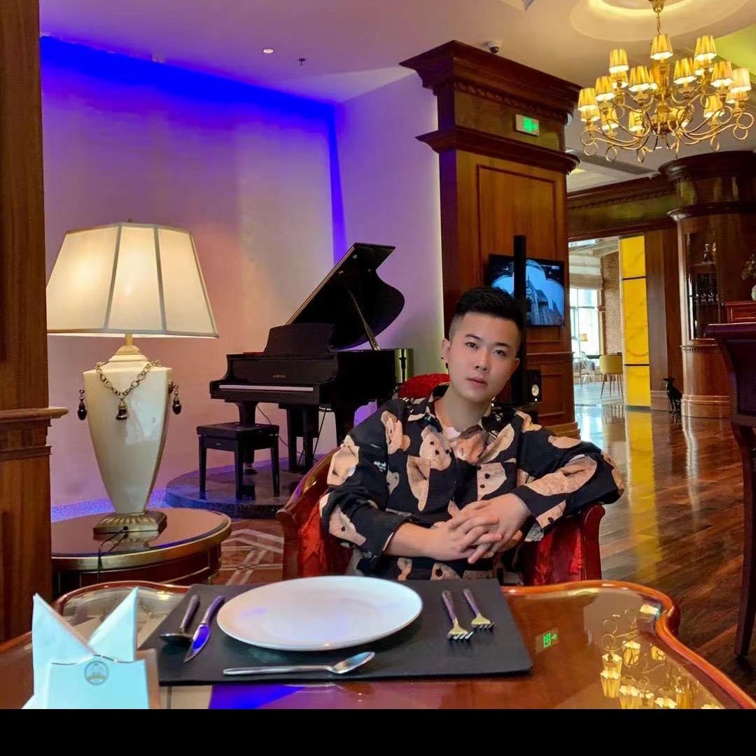 教你聊天的鹿沣