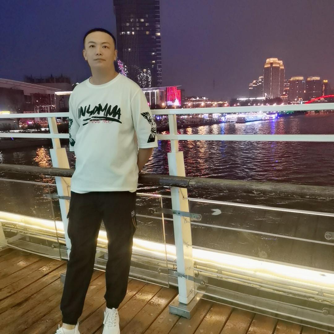 佩~奇