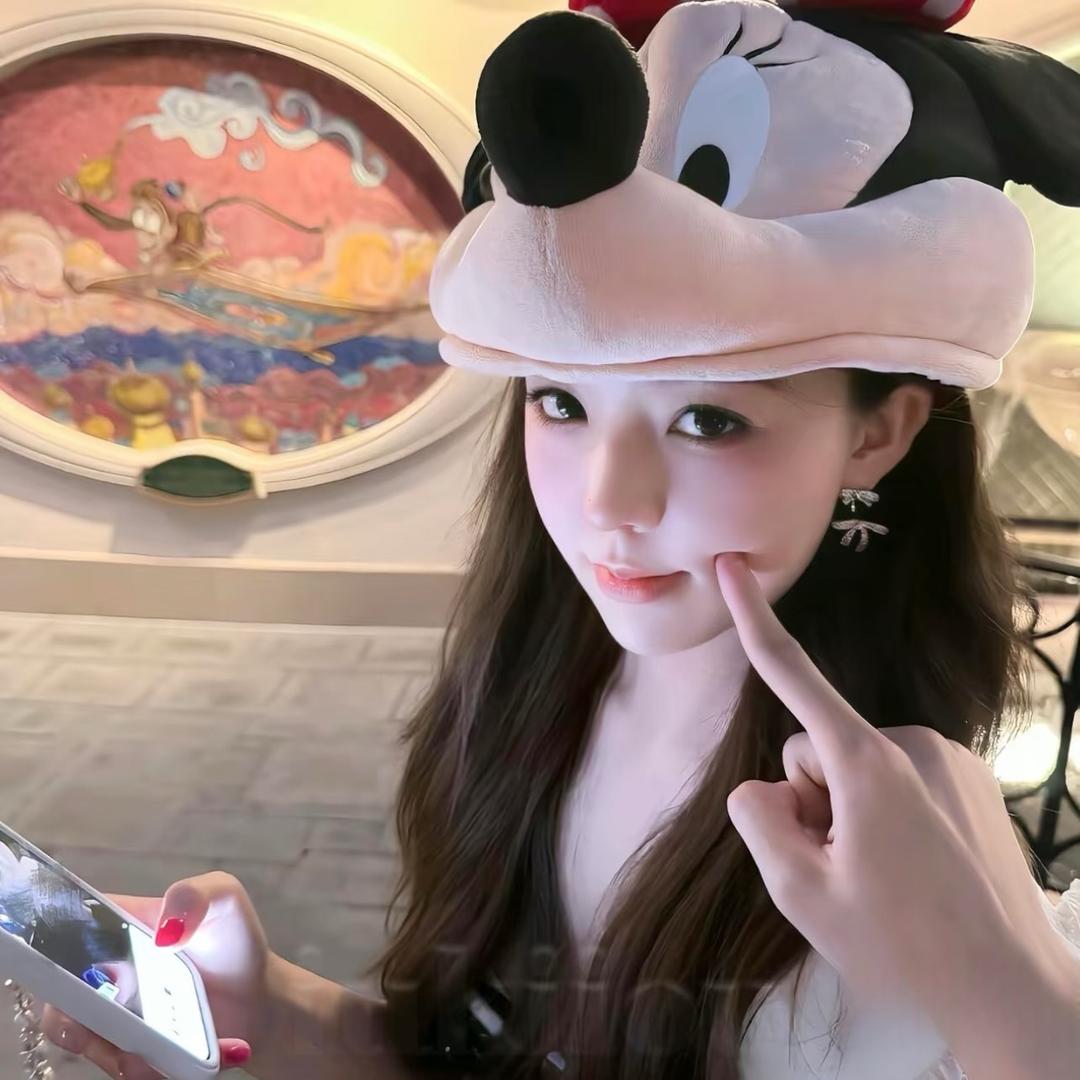小鱼椰椰