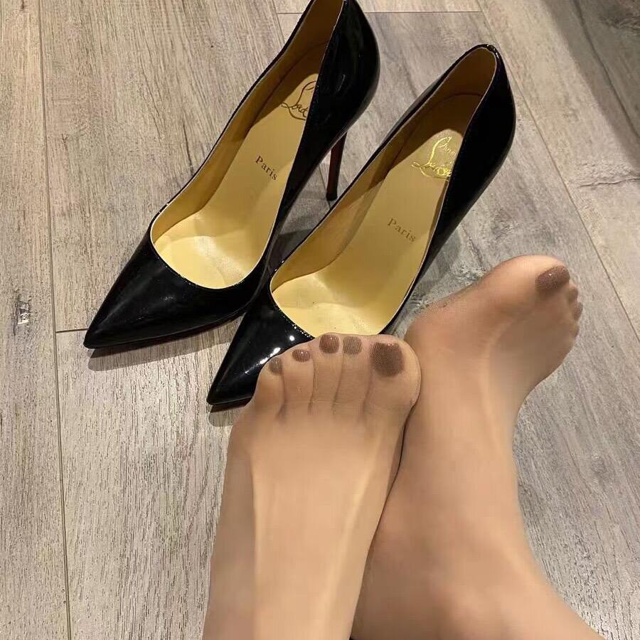 丝丝鞋柜