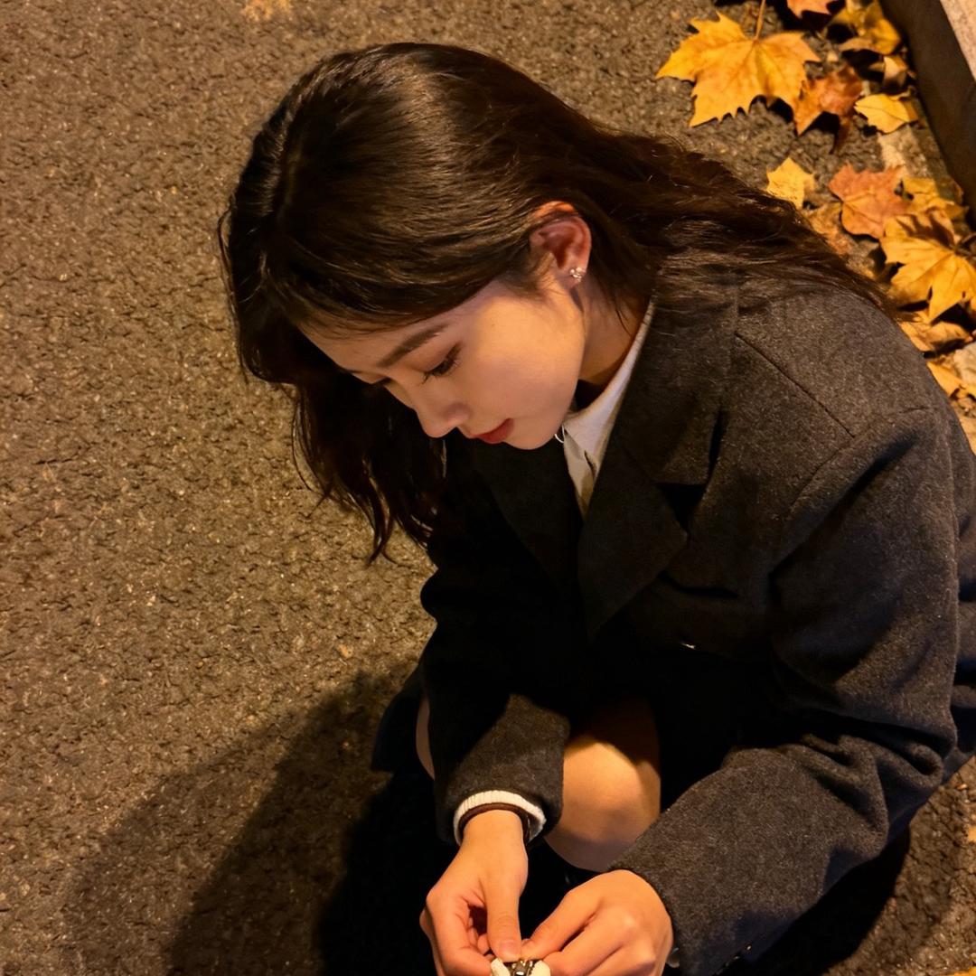 捧一束彼岸花🪷