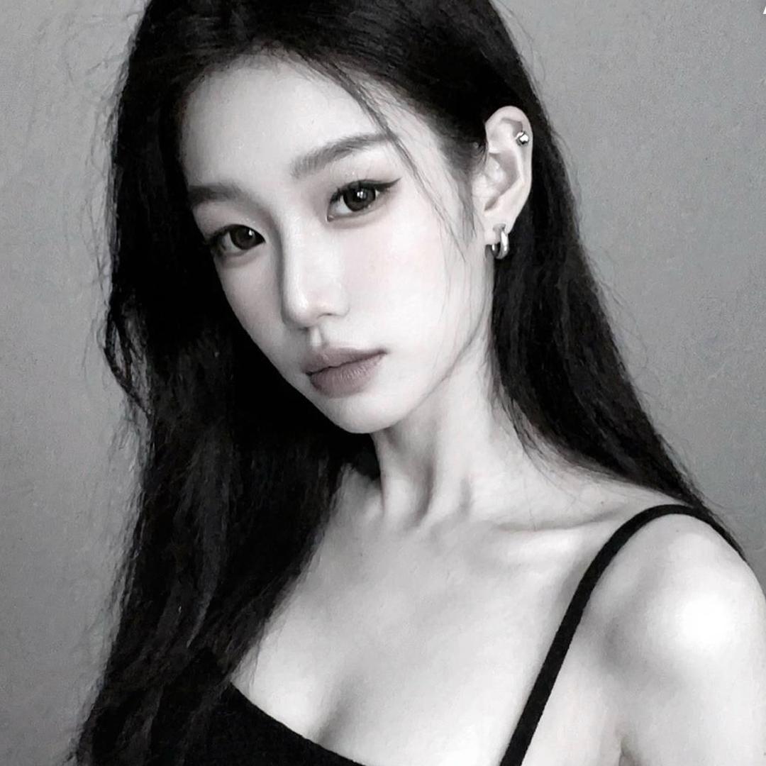 🖤︎