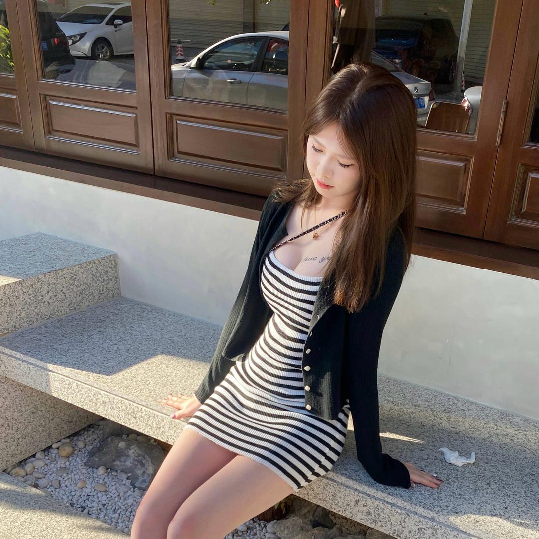 晚安 .