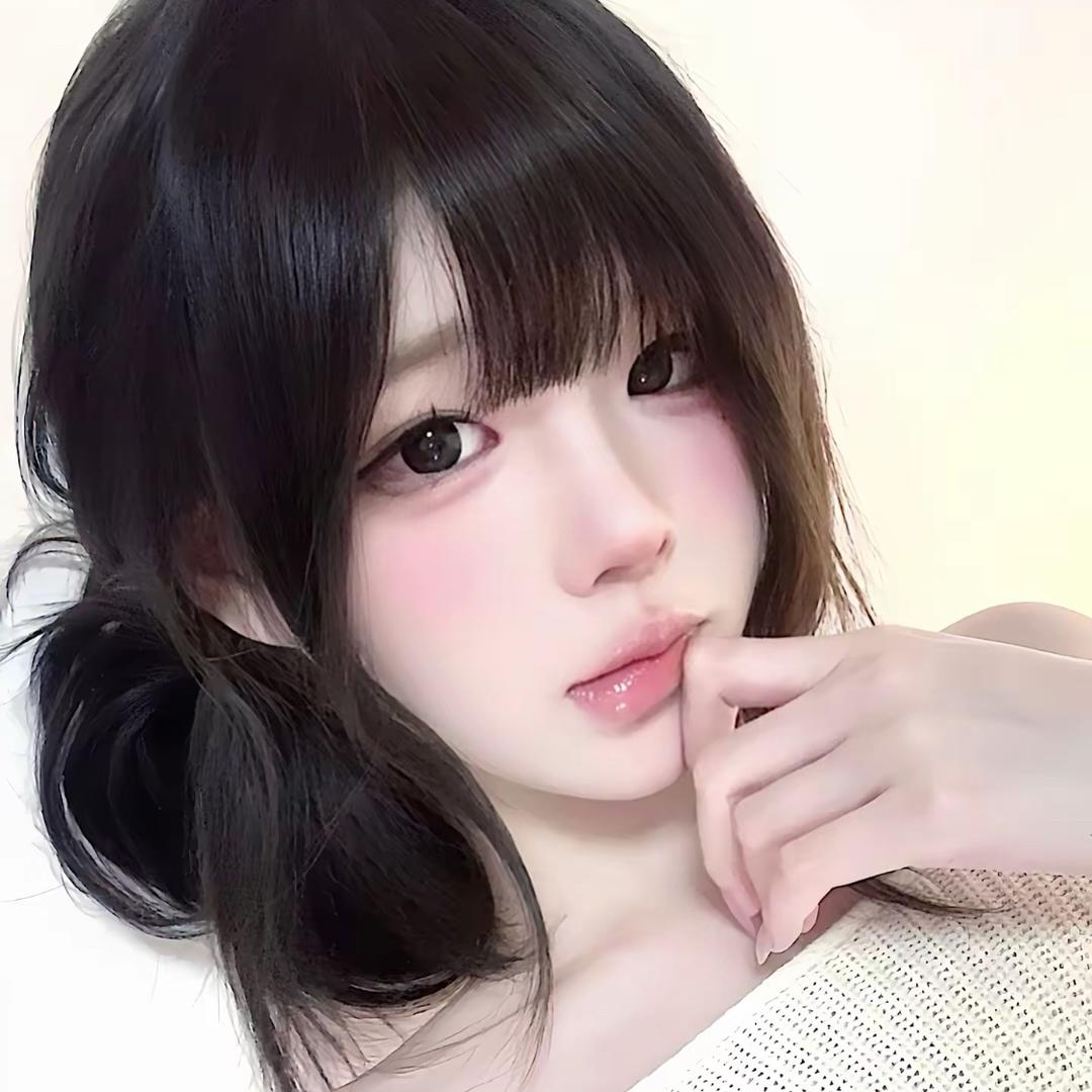 𝓐𝓭𝓮𝓵𝓲𝓷𝓮