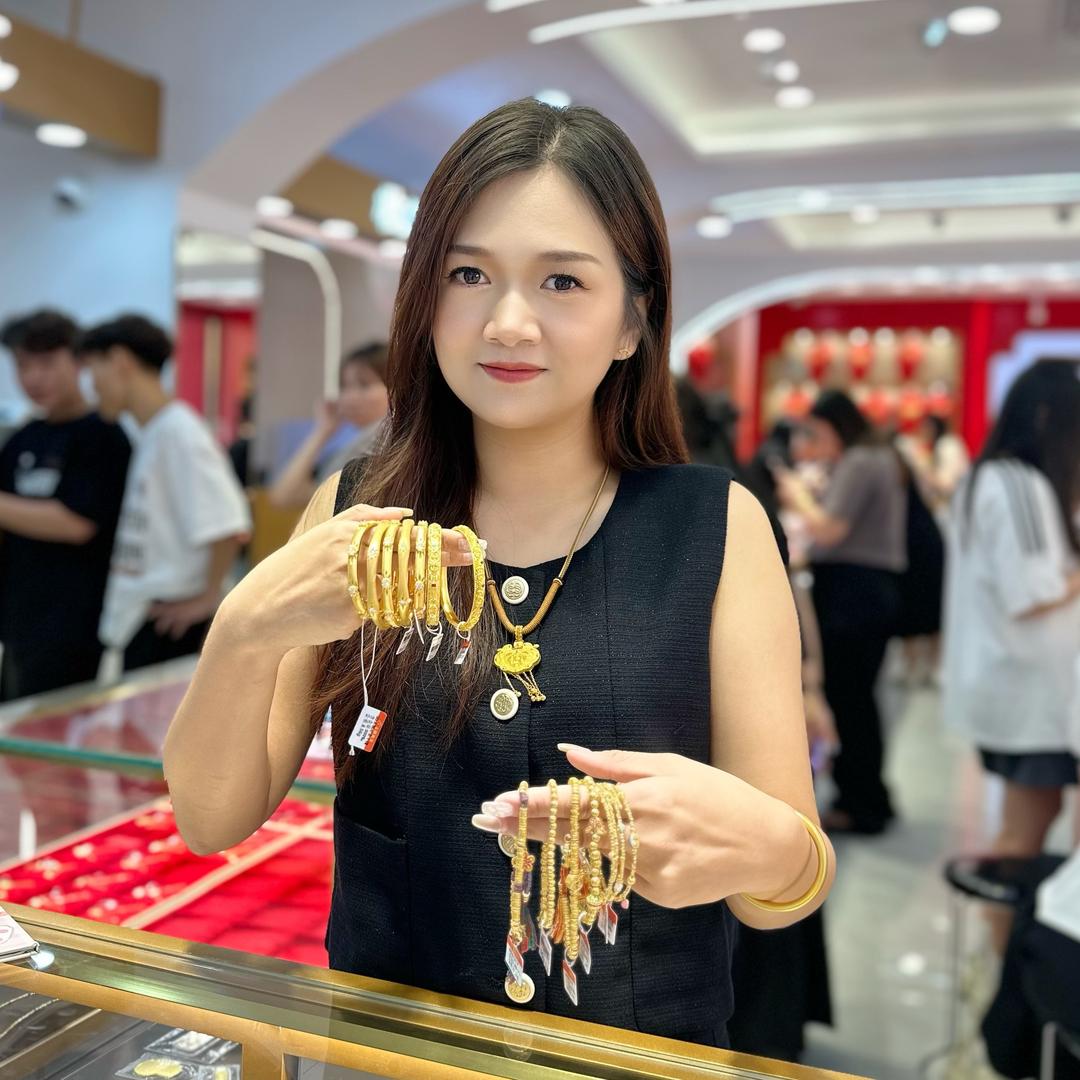 金展三号珠宝店