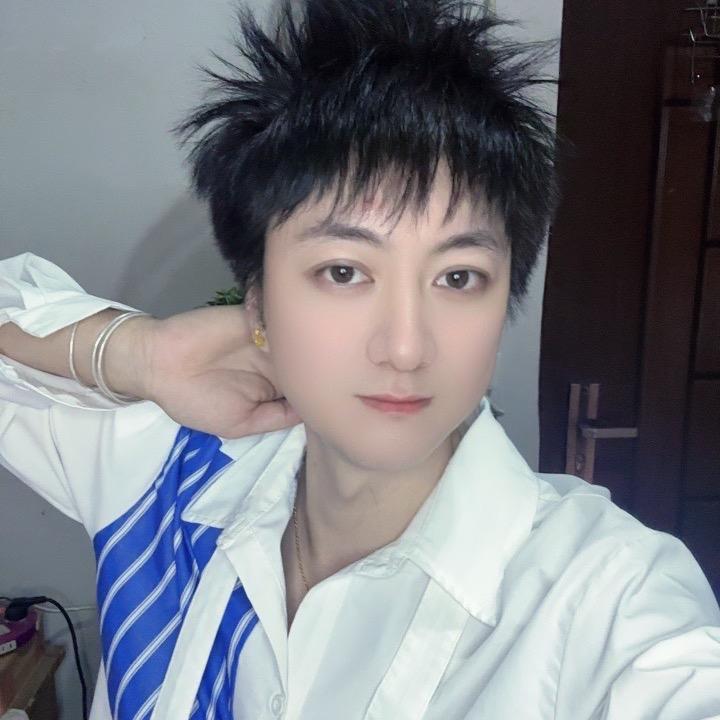 金目尊🎤꧁꧂一见倾心