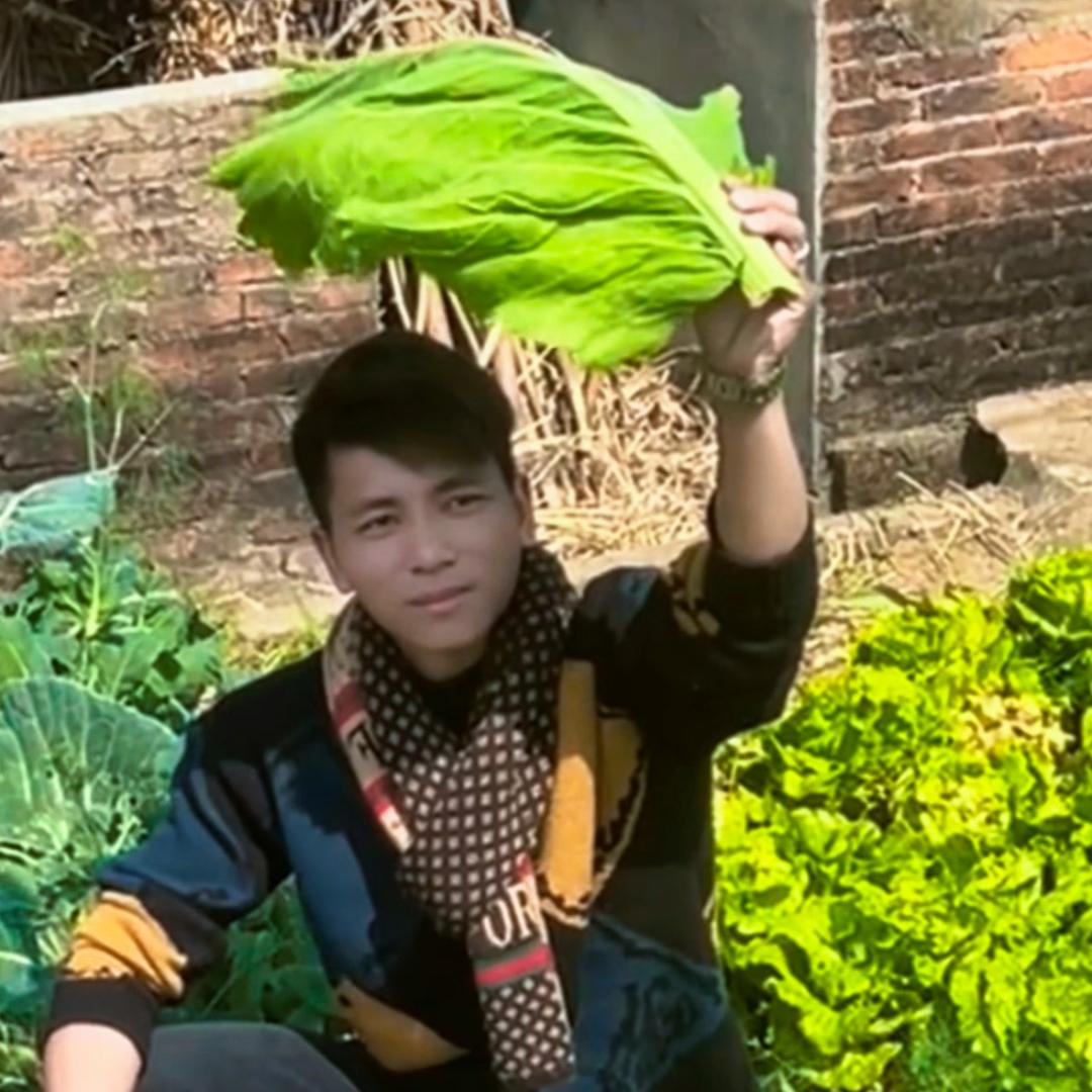 誓强（艺术漆色彩点亮）