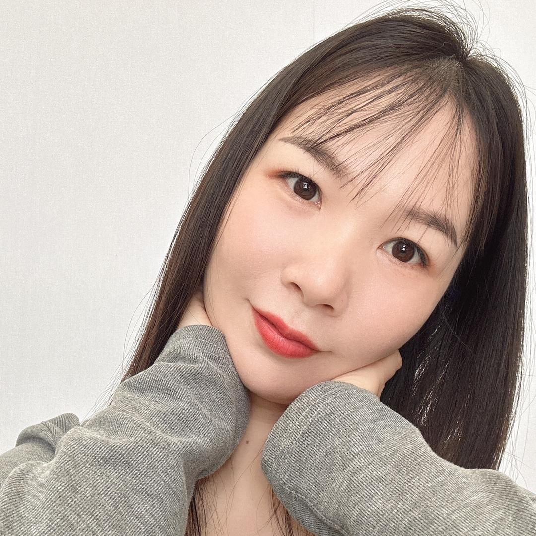 劳一一