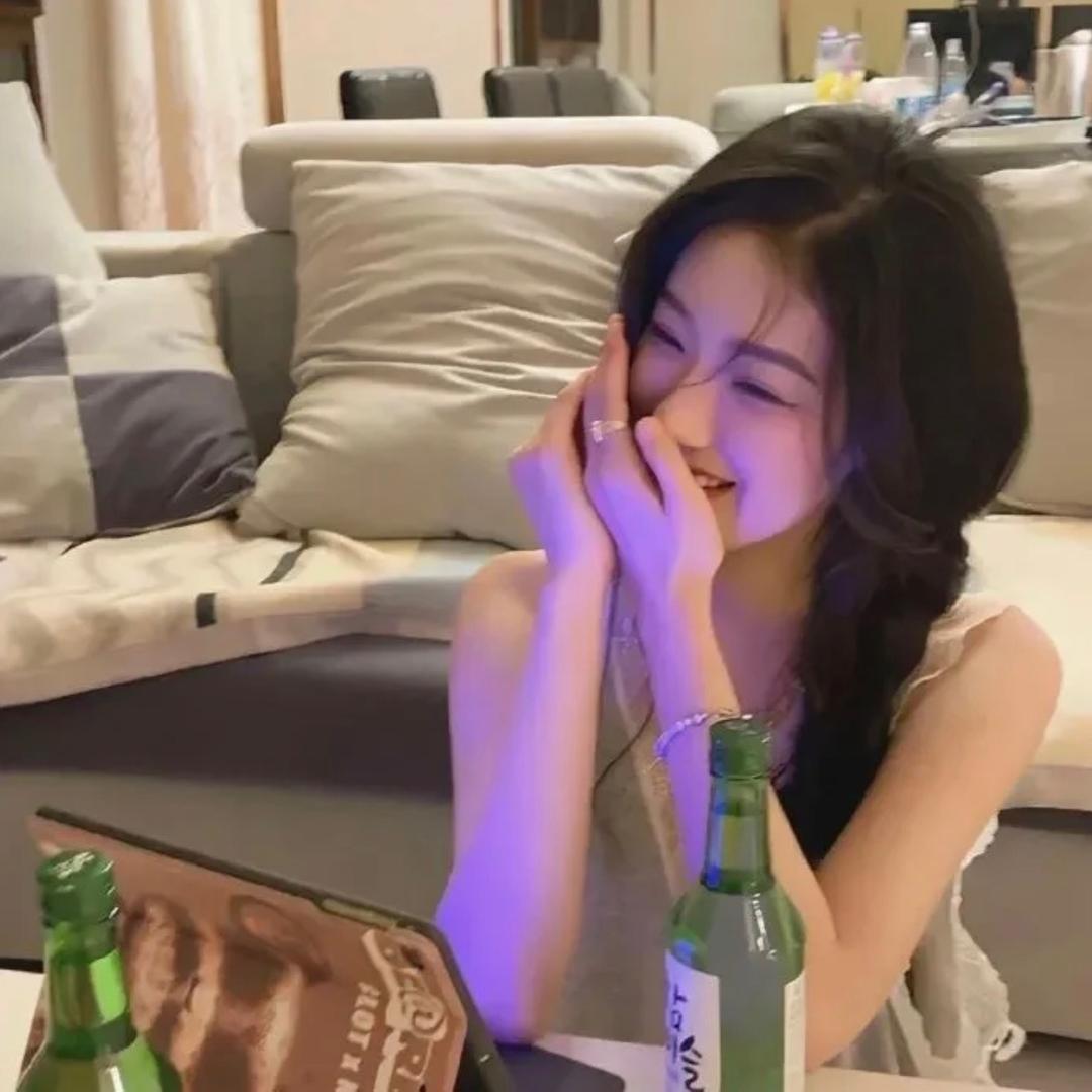 Y..
