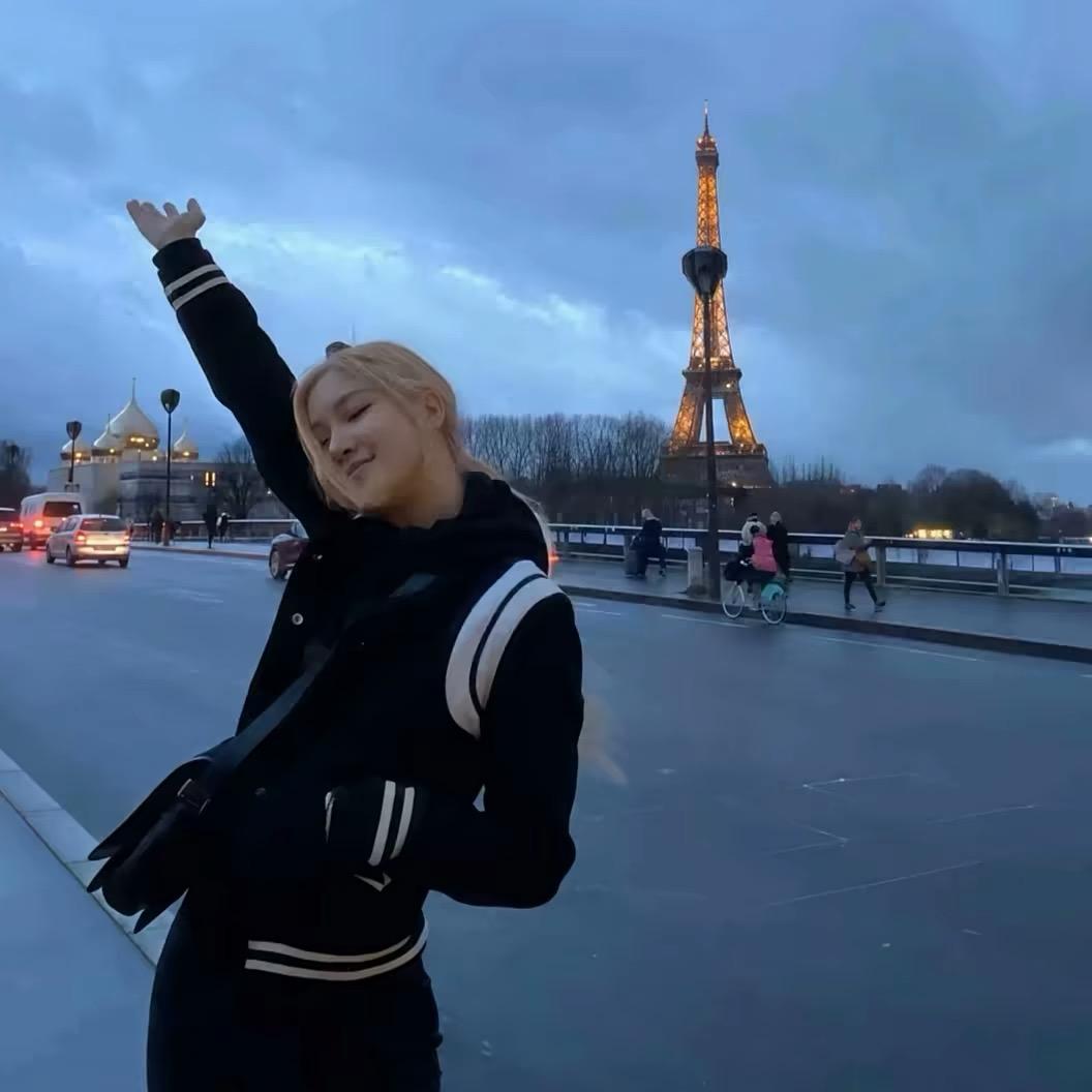 香蕉你个不拿拿🍌