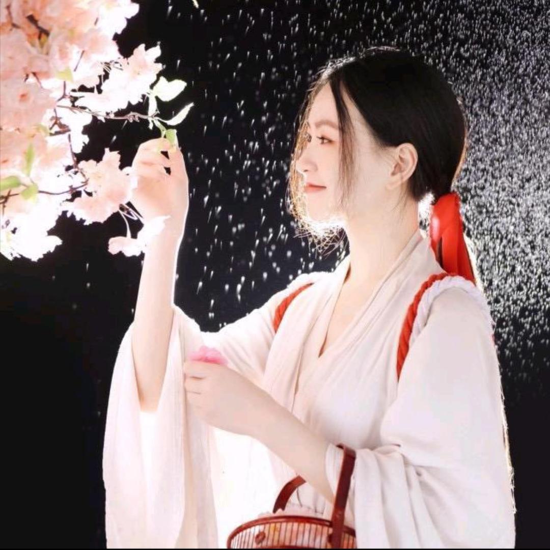 主持人花花🌸（心动的信号8️⃣）