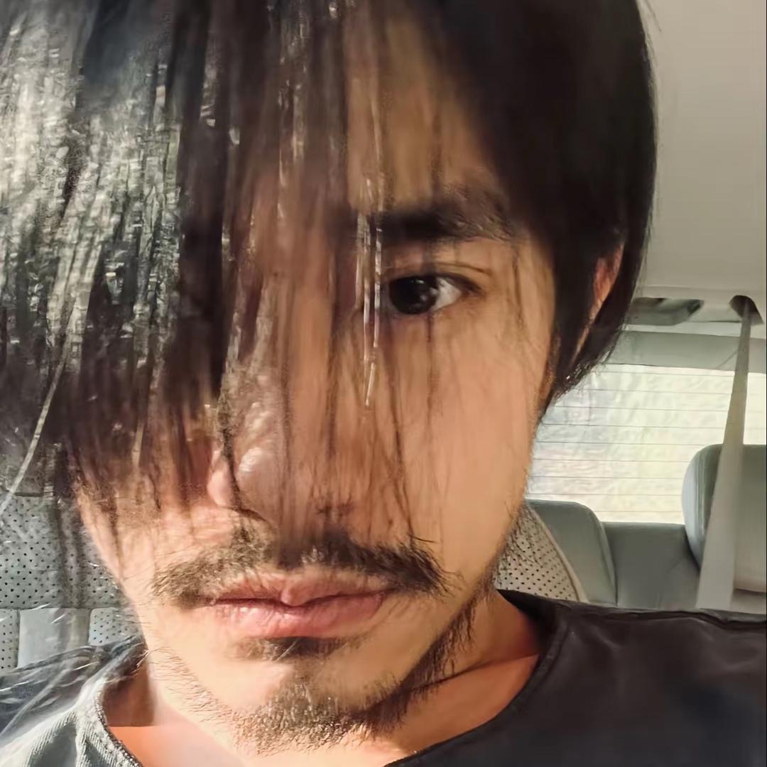 烊烊是流浪野王