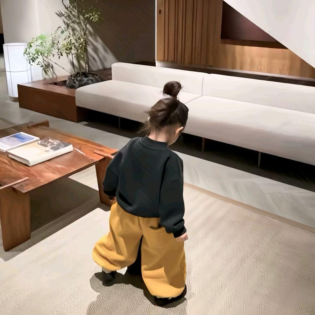 什嚒佳_