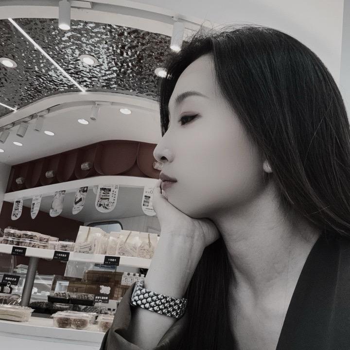 ꪁ🍀♍️郑小姐🍀ꫛ