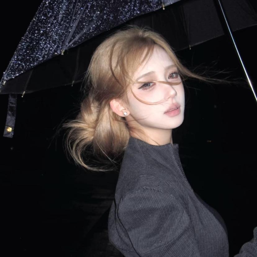 媄 妻.