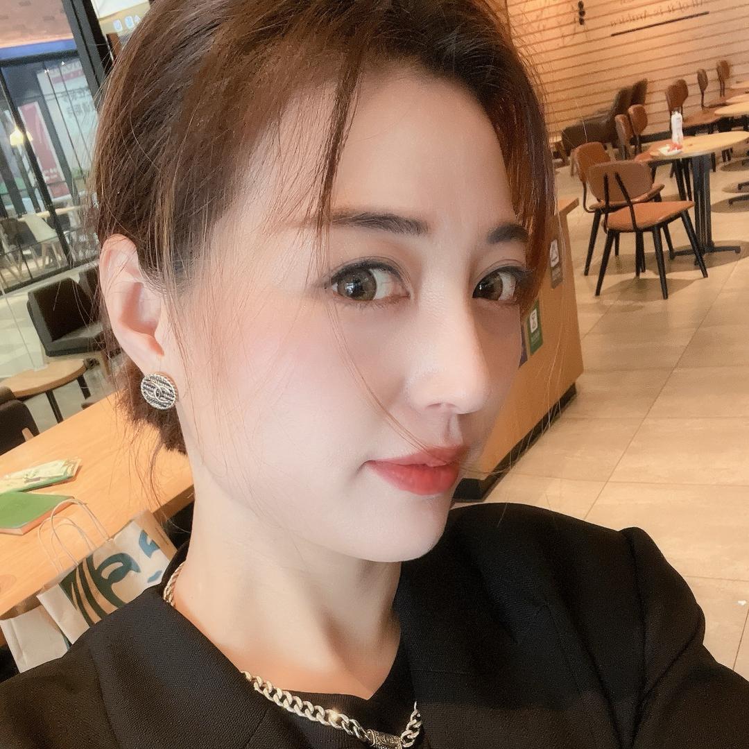 @小主