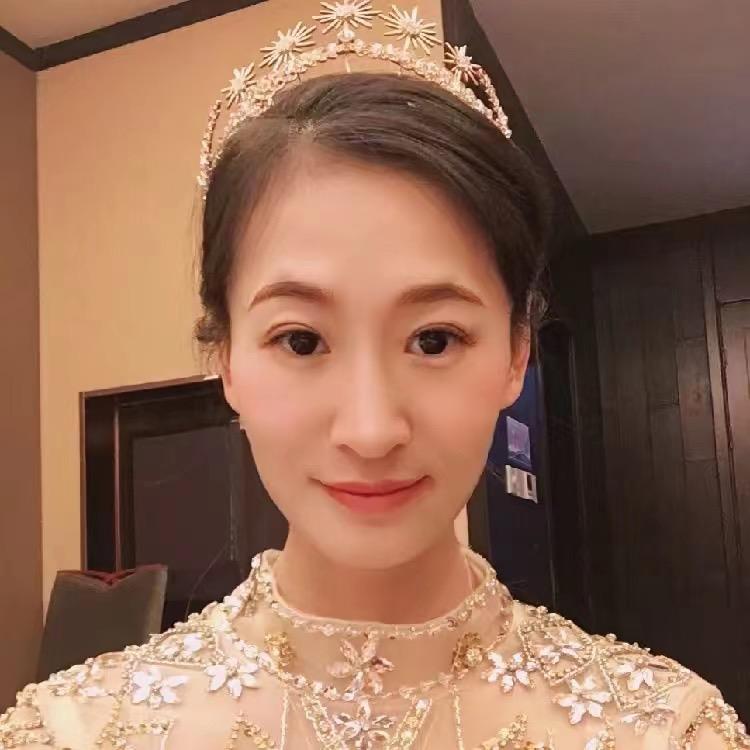 A股小姐姐